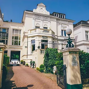 Hotel Mittelweg ***